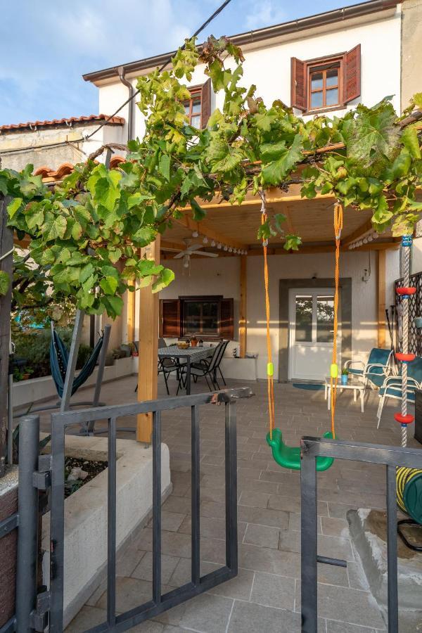Holiday House Nova Stara Baška 외부 사진